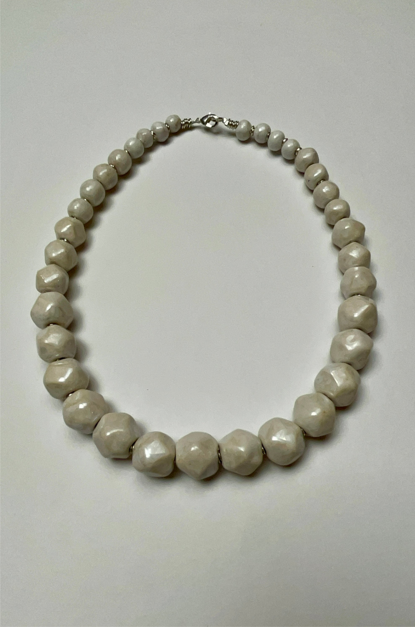 'Reverse Orca' 18in Ajabu Necklace (MOP)