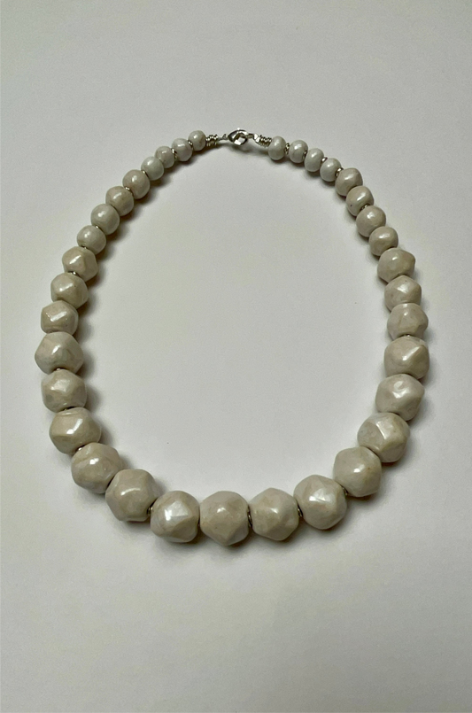'Reverse Orca' 18in Ajabu Necklace (MOP)